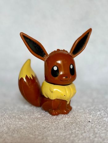 Figurine Evoli McDo 2013