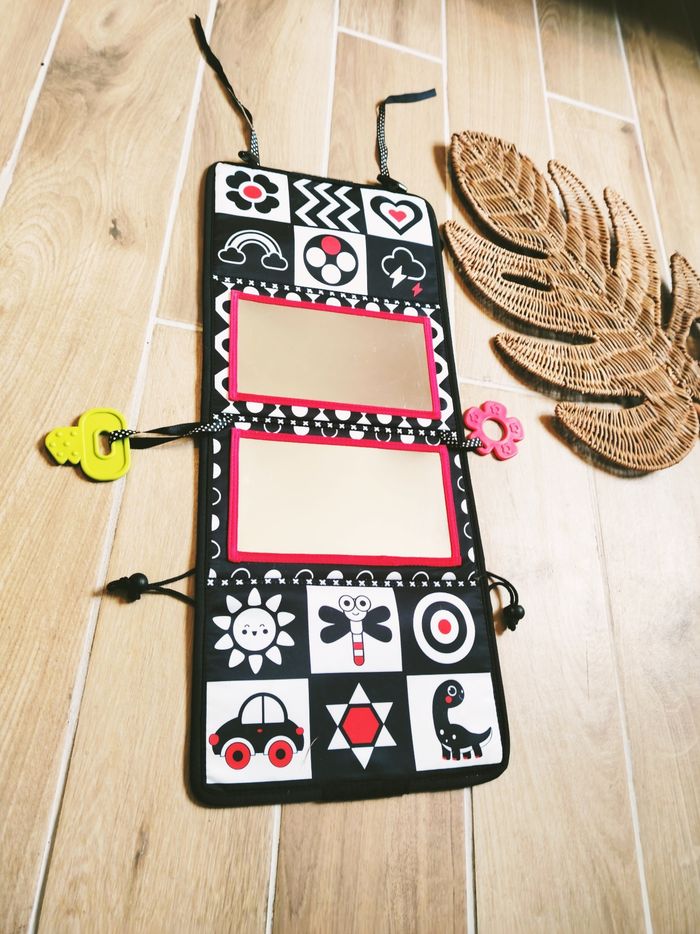 👋Livre Malette évolutive d'éveil d'apprentissage multi activités busy board en tissu - photo numéro 2