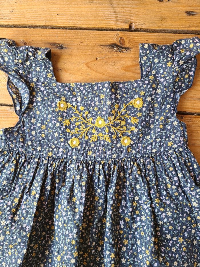 Magnifique robe - photo numéro 3