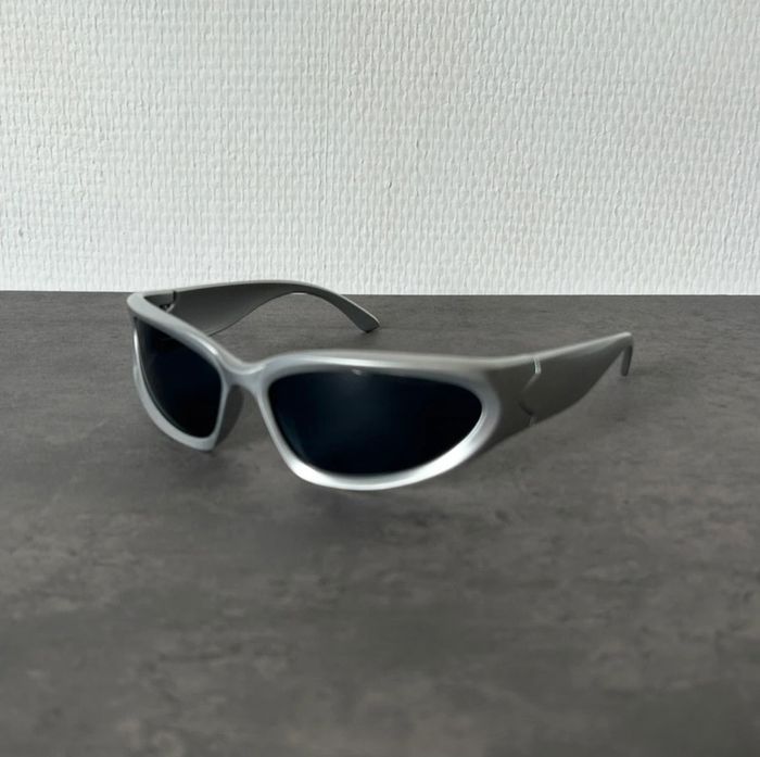Lunettes Grises Aesthetic - photo numéro 2