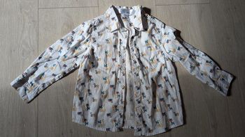 Chemise blanche à motifs girafes 23 mois