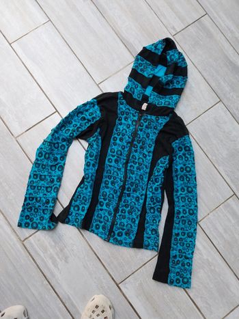 Veste taille m très bon état marque tanawa