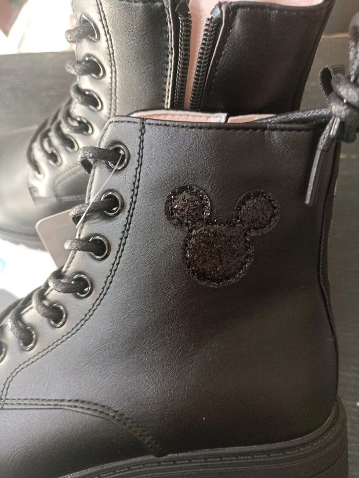 Bottines noires minnie taille 34 neuves - photo numéro 2