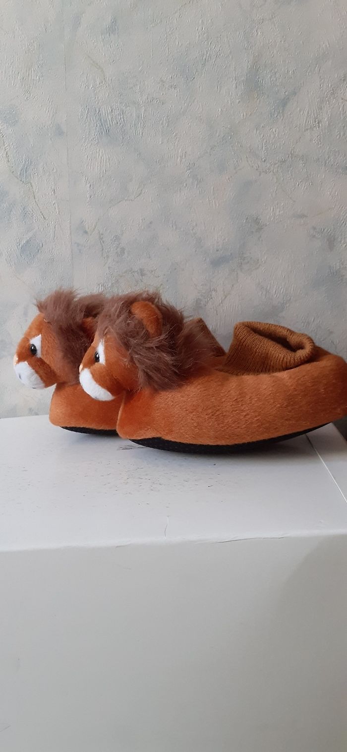 Chaussons fourrés pointure 28-29