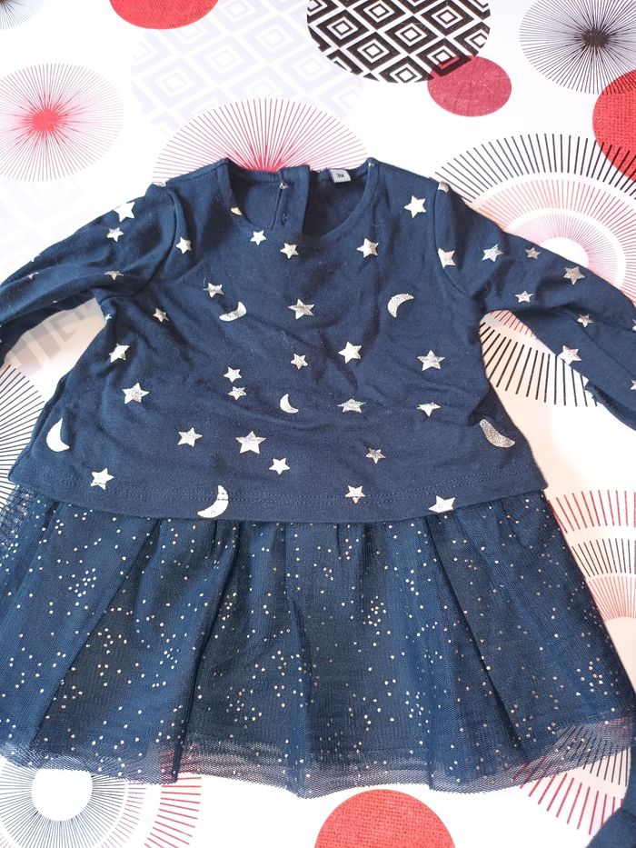 Robe à paillettes Taille 3 mois - photo numéro 2