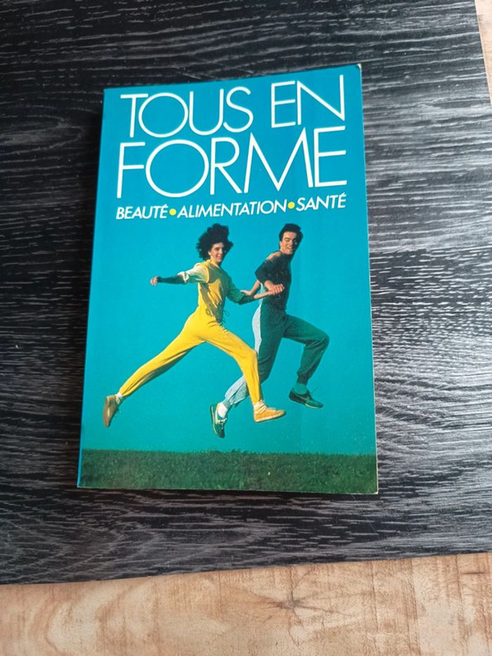 Livre Tous en forme