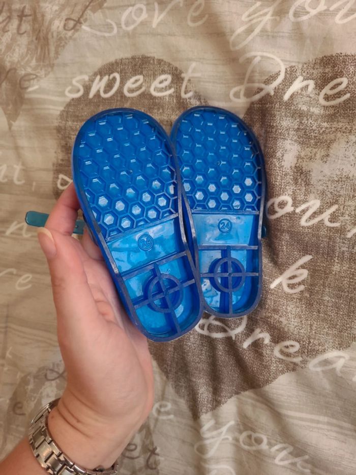 Chaussure d eau taille 24 - photo numéro 3
