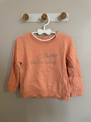 Pull~ orange~ taille 24 mois.