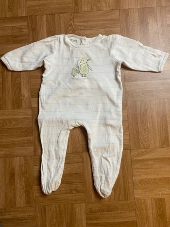 Pyjama une pièce rose taille 12 mois Vertbaudet
