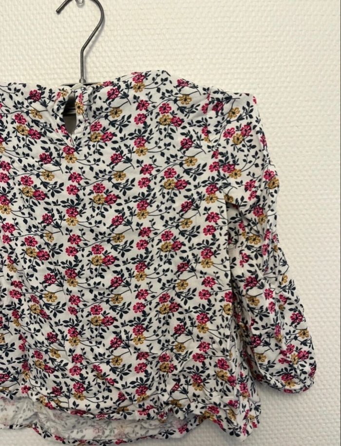 Blouse t-shirt - 6ans -TBE - photo numéro 7