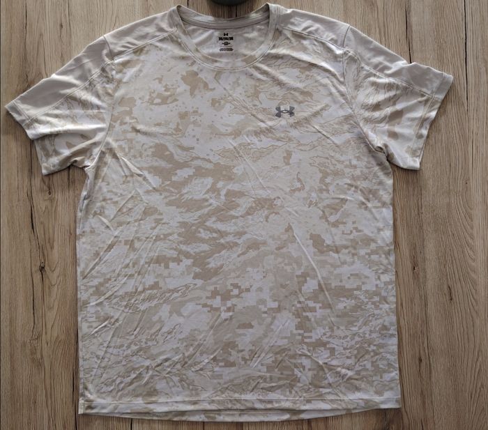 Tee shirt under Armour - photo numéro 2