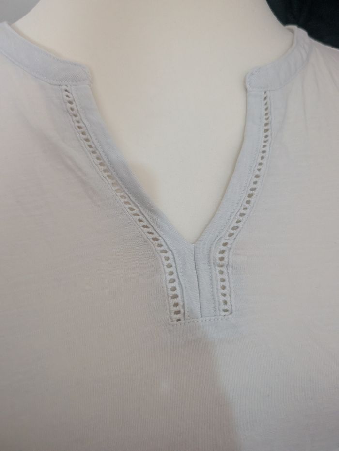 Tee shirt blanc - photo numéro 2