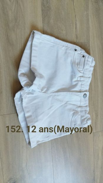 Short fille taille 152
