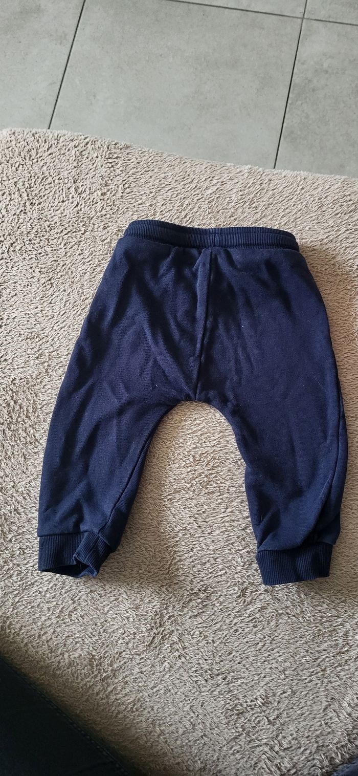 Lot pantalons - photo numéro 2