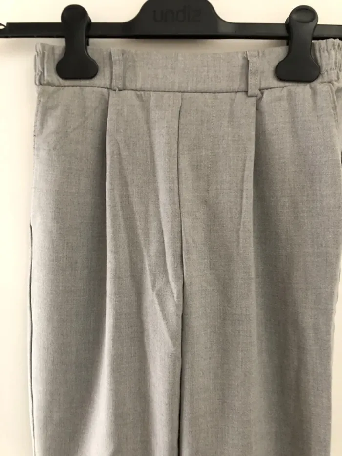 Pantalon bershka - photo numéro 2
