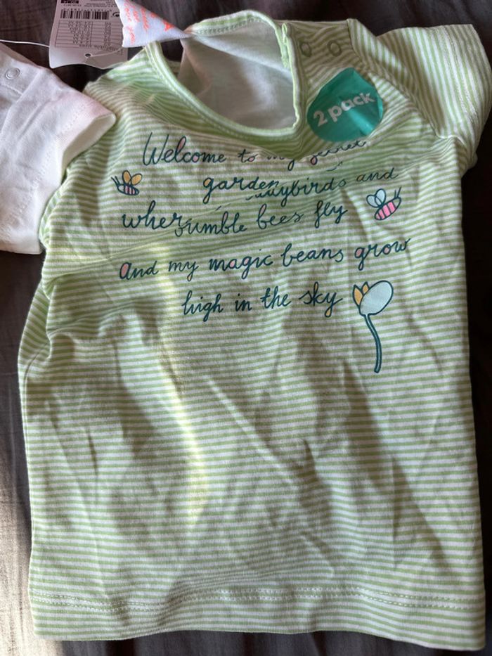 2 tshirts neufs 68 - photo numéro 3