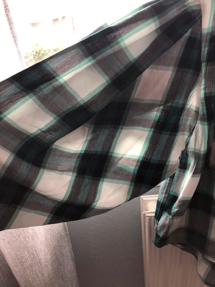 Chemise à carreaux - photo numéro 4