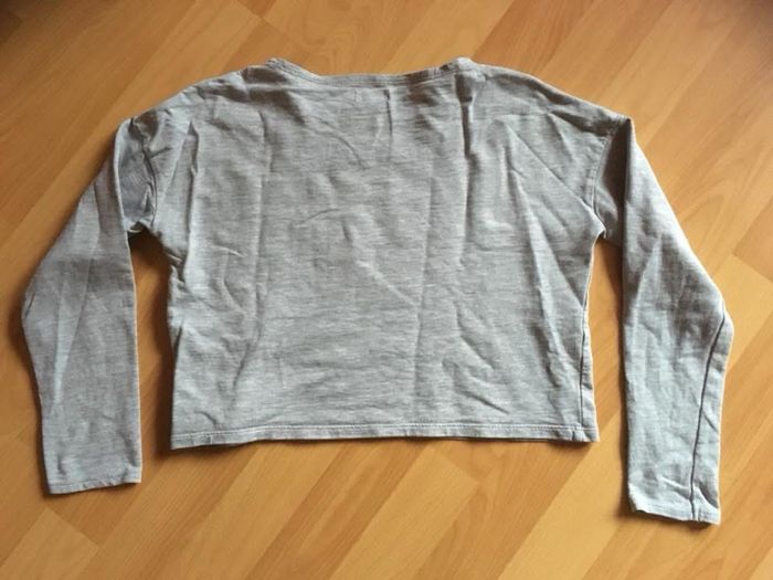 Sweat court et léger In Extenso 8 ans (2€) - photo numéro 3