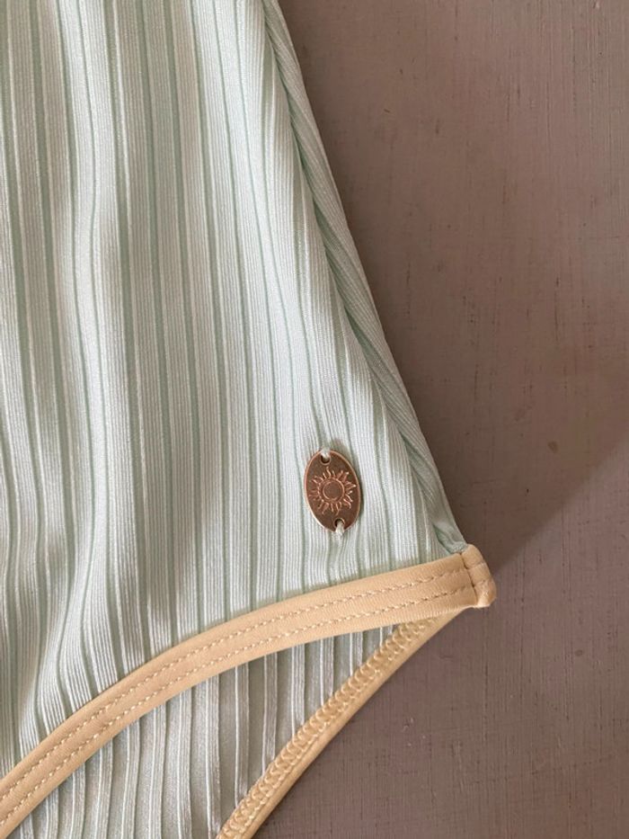 Maillot de bain Les Tropeziennes une pièce taille S - photo numéro 3