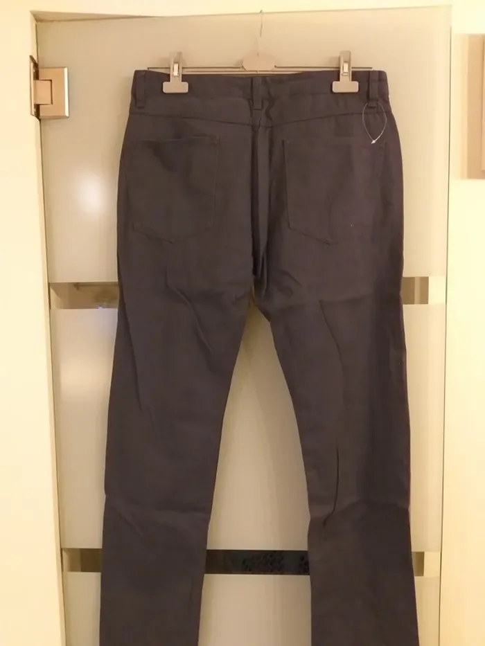 Pantalon bleu marine - photo numéro 2