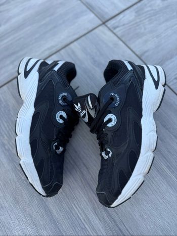 Basket Adidas  noirs