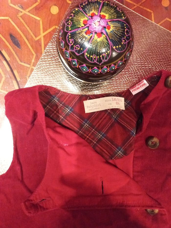 Jolie robe rouge 12 à 18 mois - photo numéro 3