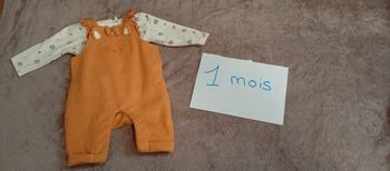 Ensemble fille 1 mois