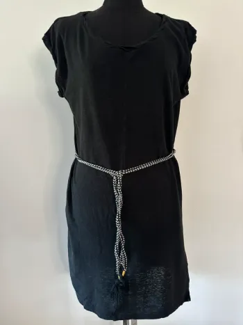 Robe noire légère Deeluxe