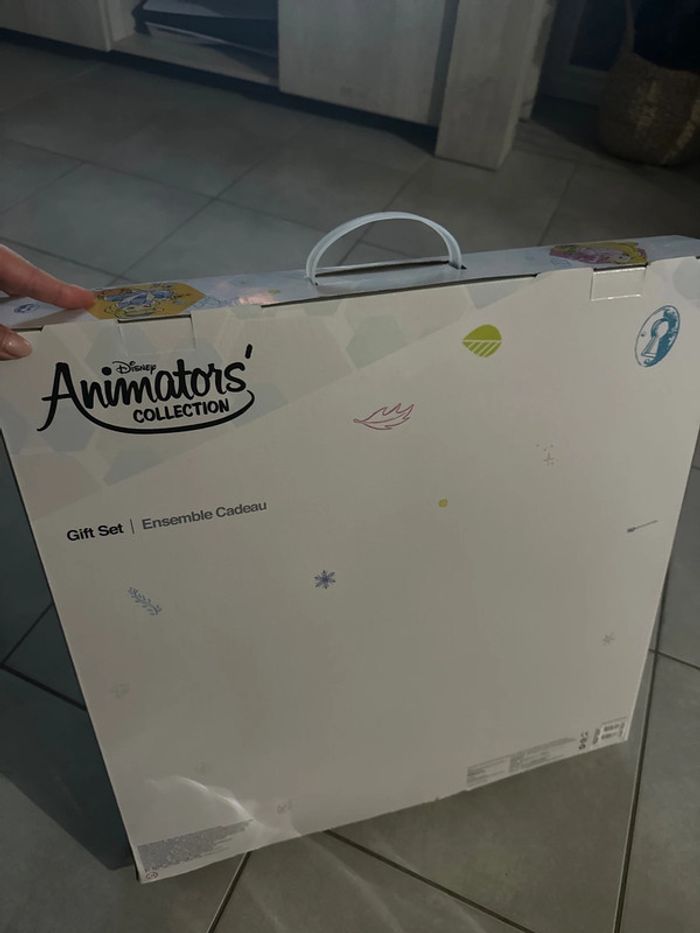 Coffret poupée animators Disneystore - photo numéro 2