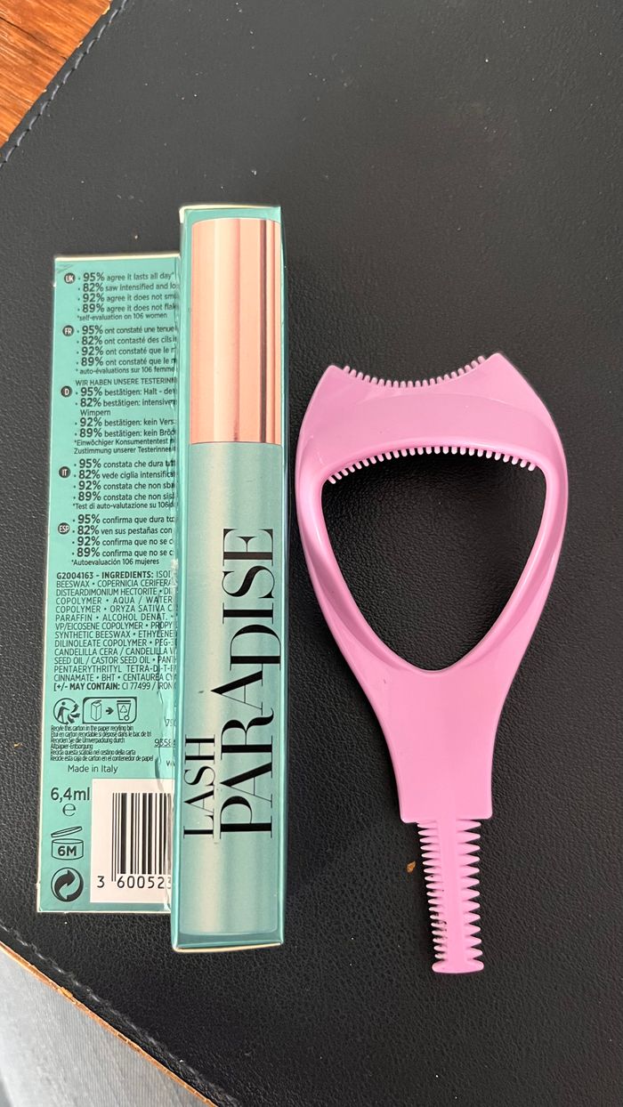 Mascara L'Oreal Waterproof Noir Neuf avec applicateur - photo numéro 2