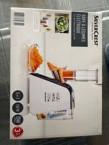 Râpe à légume électrique neuf