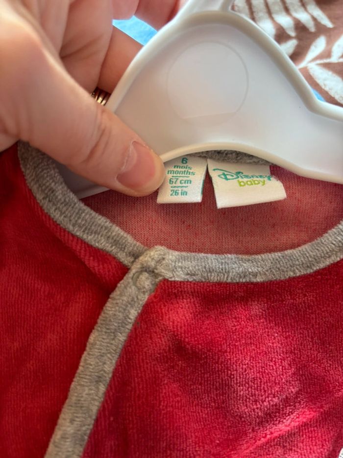 🌸Pyjama velours rouge foncé 6 mois Mickey Disney 🌸 - photo numéro 2