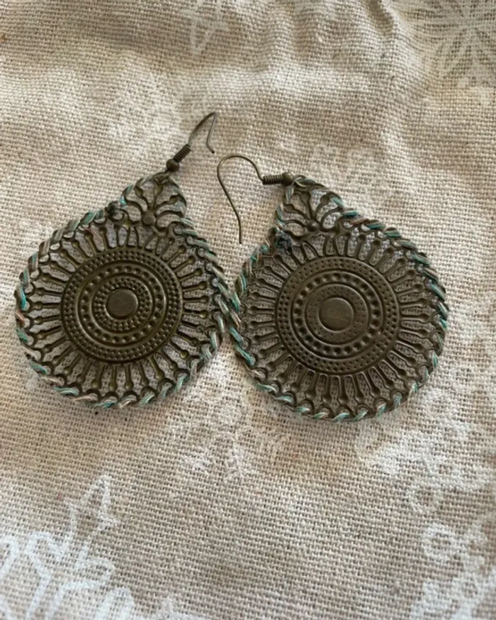 Grandes boucles d’oreilles bohème - photo numéro 3