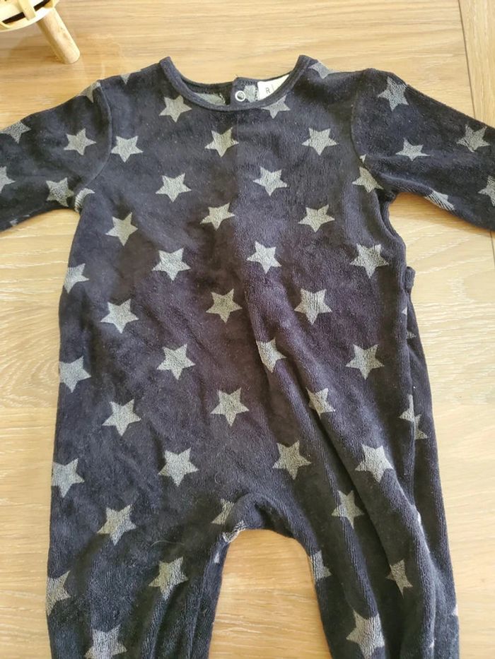Pyjama 9 mois très bon état