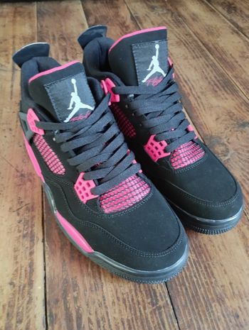 Jordan 4 red thunder