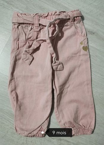Pantalon fille 9 mois.