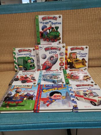 Lot de 9 livres p'tit garçon/p'tit héros et loto p'tit garçon