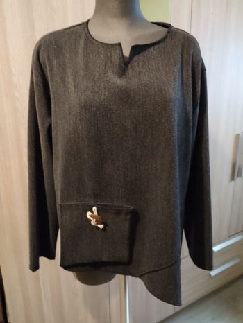 Sweat femme taille 42 /44 