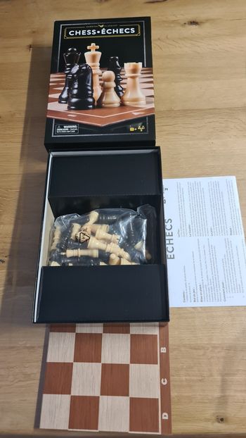 Neuf jeu D'Echecs des éditions Spin Master Games