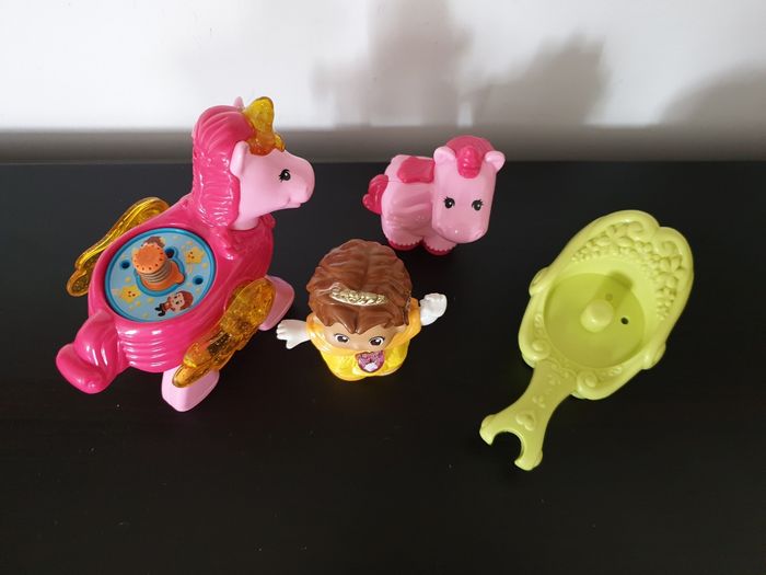 Tut tut copain motorisé "Claire, princesse aventurière + licorne et bébé licorne" VTech - photo numéro 5