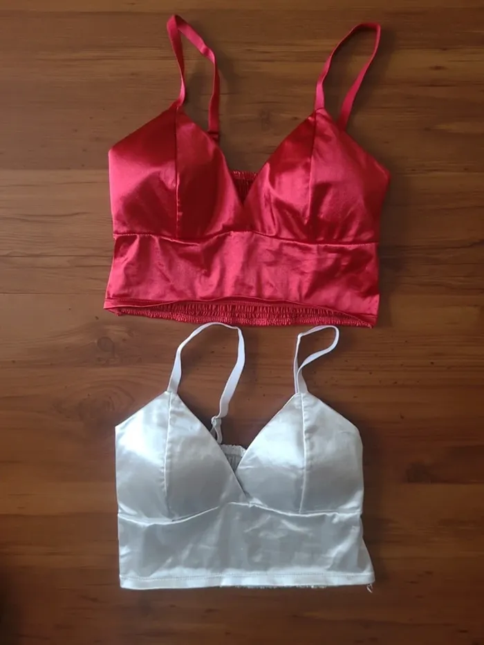 Lot 2 top brassières