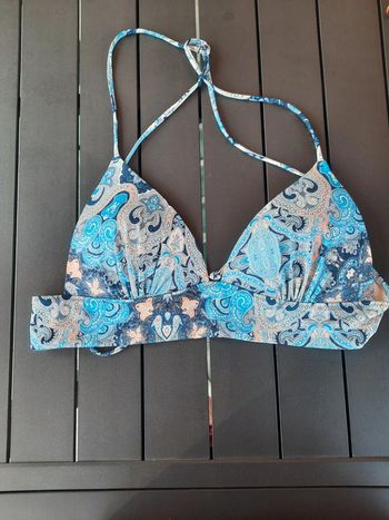 Haut de bikini