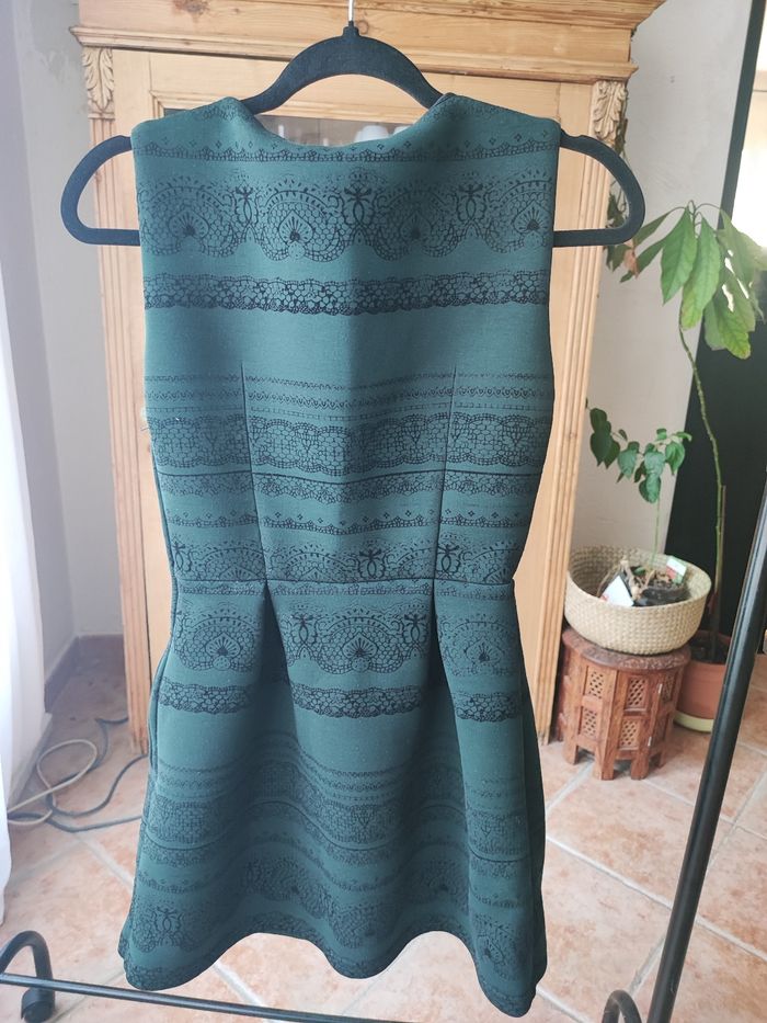 Robe Naf Naf taille 36 - photo numéro 2