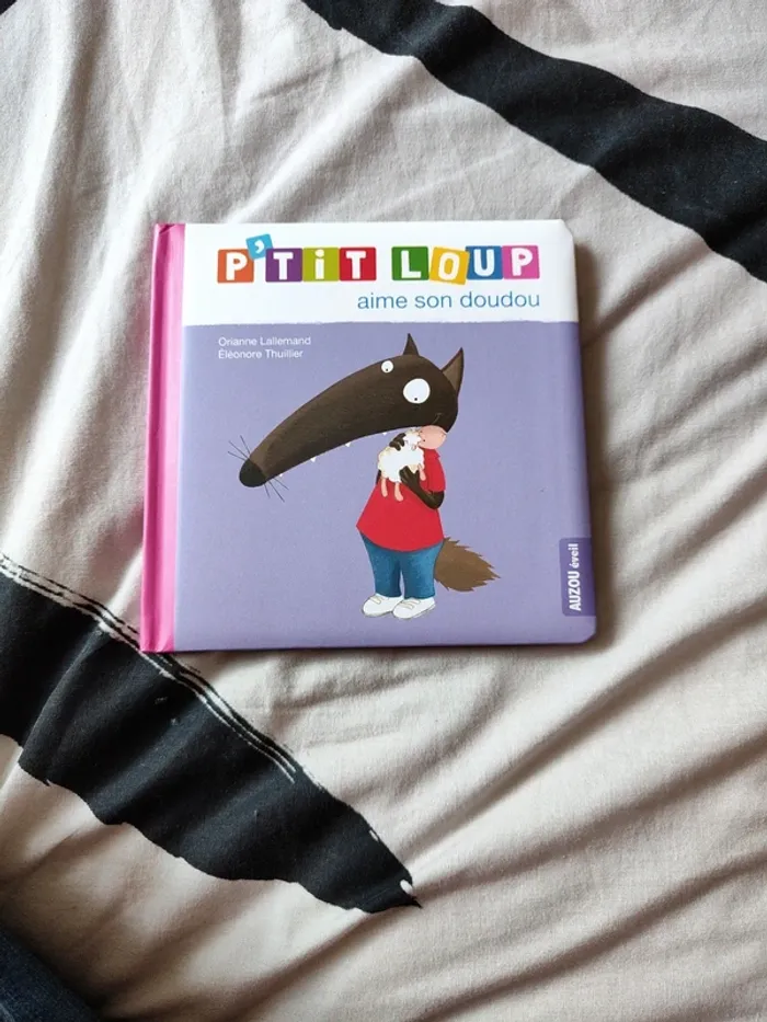 Livre P'tit loup aime son doudou