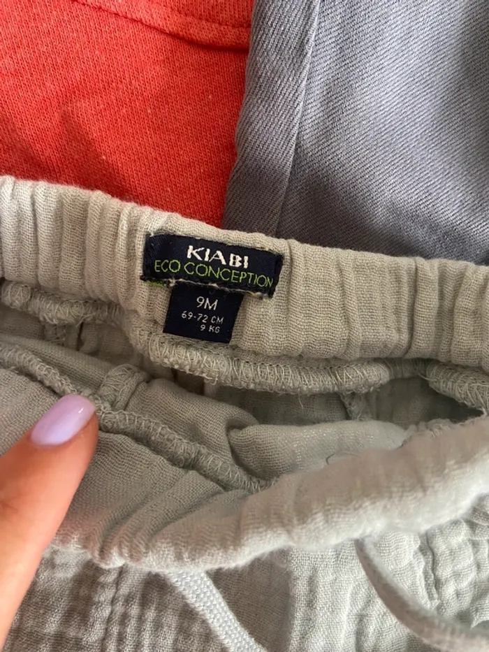 Lot pantalon 9mois - photo numéro 2