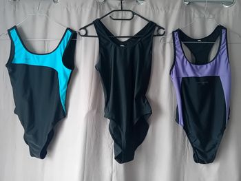 Lot de 3 maillots de bain 2tbe et 1 neuf t.38(m)