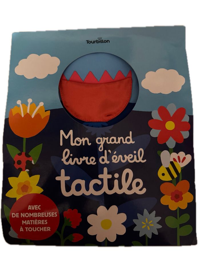 Livre d’éveil tactile