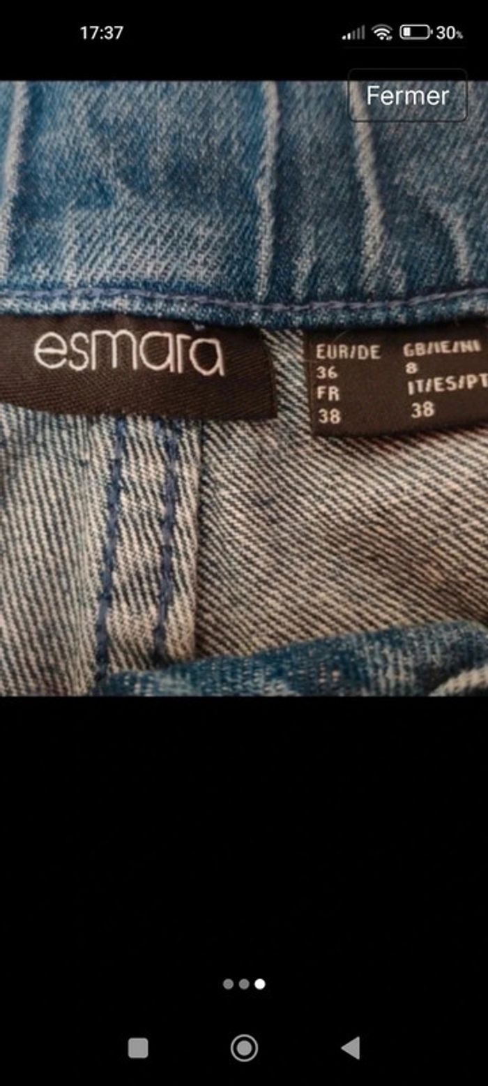 Short en jean tout neuf - photo numéro 3