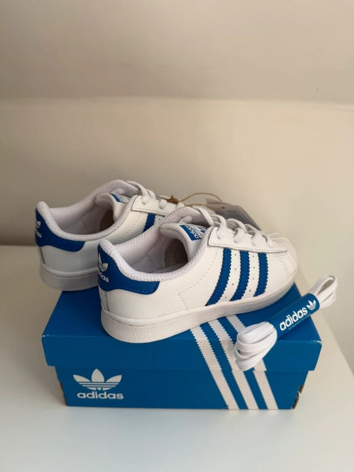 Superstar taille 25 - photo numéro 2