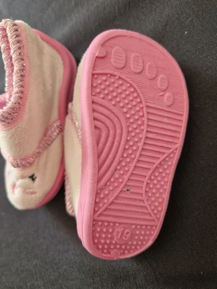 Chaussons - photo numéro 2